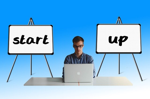 Založení firmy online šetří nejen čas a peníze